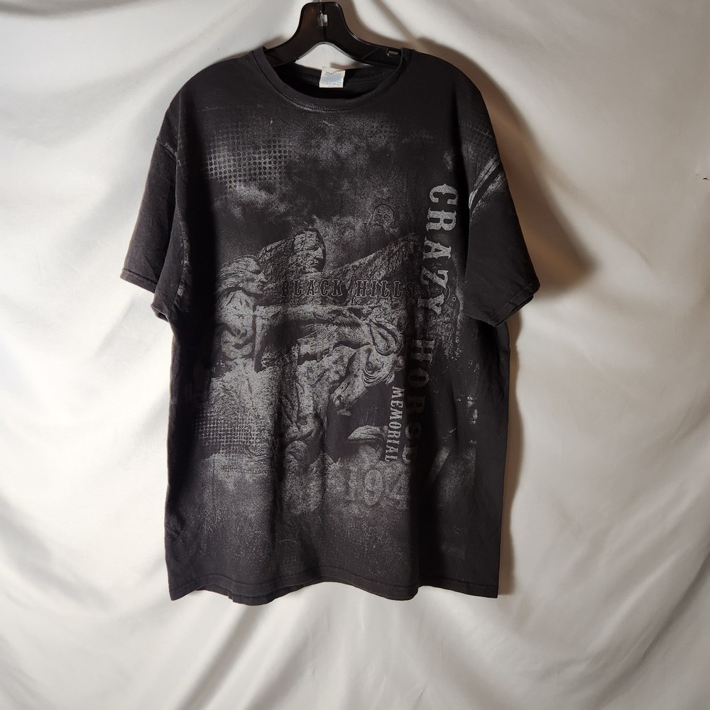 Crazy Horse Memorial Black Hills SD Souvenir T-Shirt Mens XL Faded Black Graphic