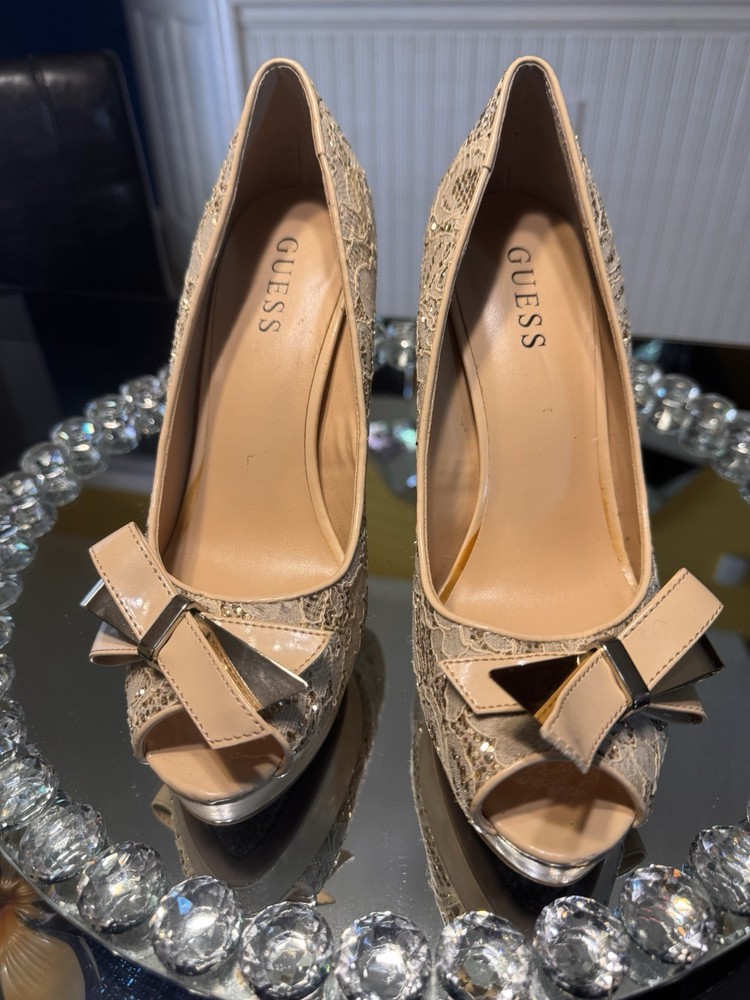 Guess Bow & Lace Open Toe Stiletto Heels. Size 8.5