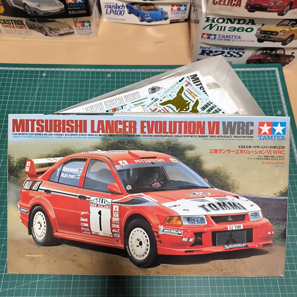 Tamiya 1/24 Mitsubishi Lancer Evolution Ⅵ WRC Sports Car Series No.220