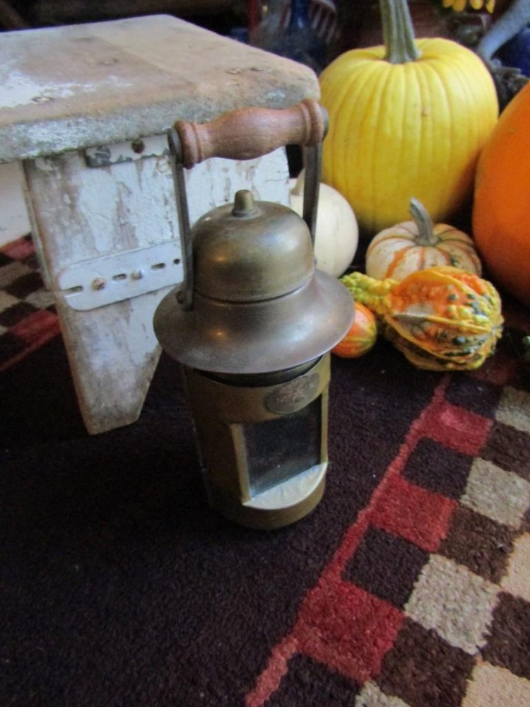 Vintage Neptune NR Nautical Brass Lantern With Wood Bale Handle