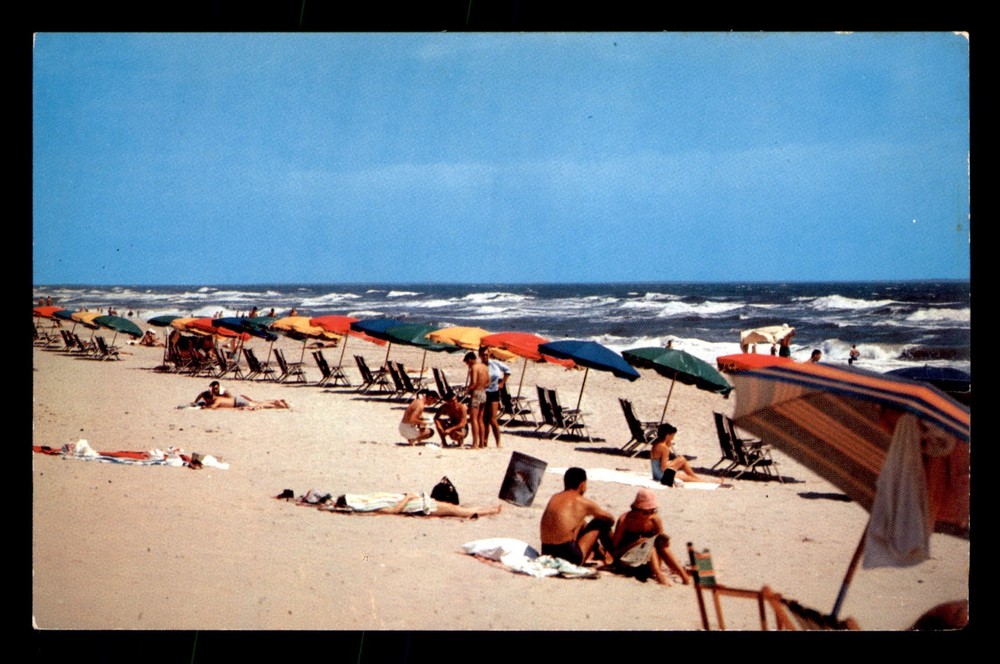 Virginia Beach VA People Unp Postcard