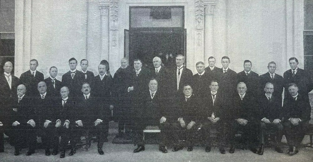 1910 Vintage Magazine Illustration President Taft and Conference of Governors