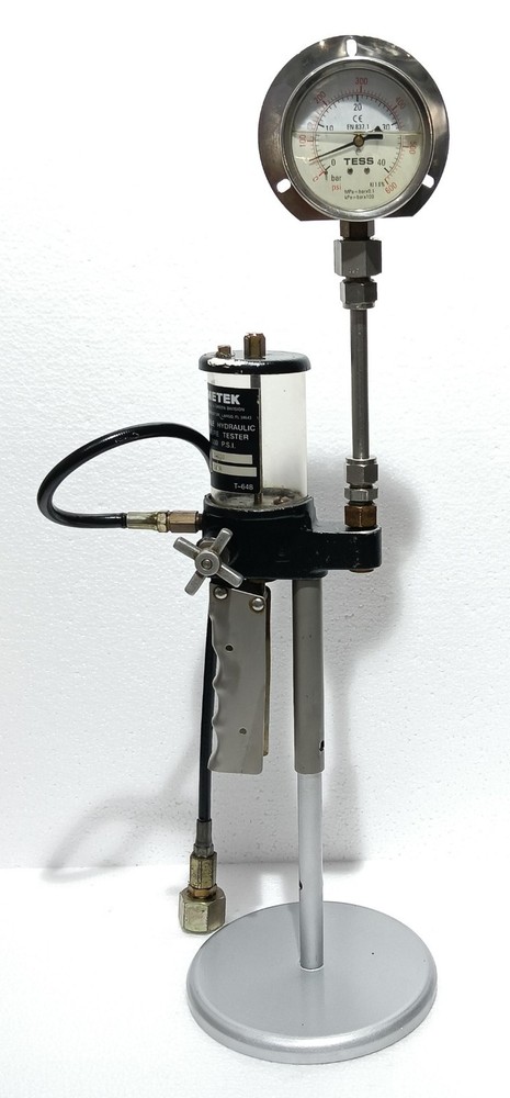 Ametek T-620 3/84 Portable Hydraulic Hand Pump Pressure Tester 0-5000 Psi With G