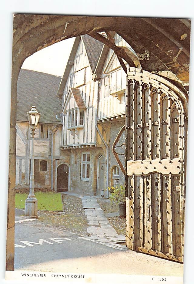 Postcard Cheyney Court Winchester England