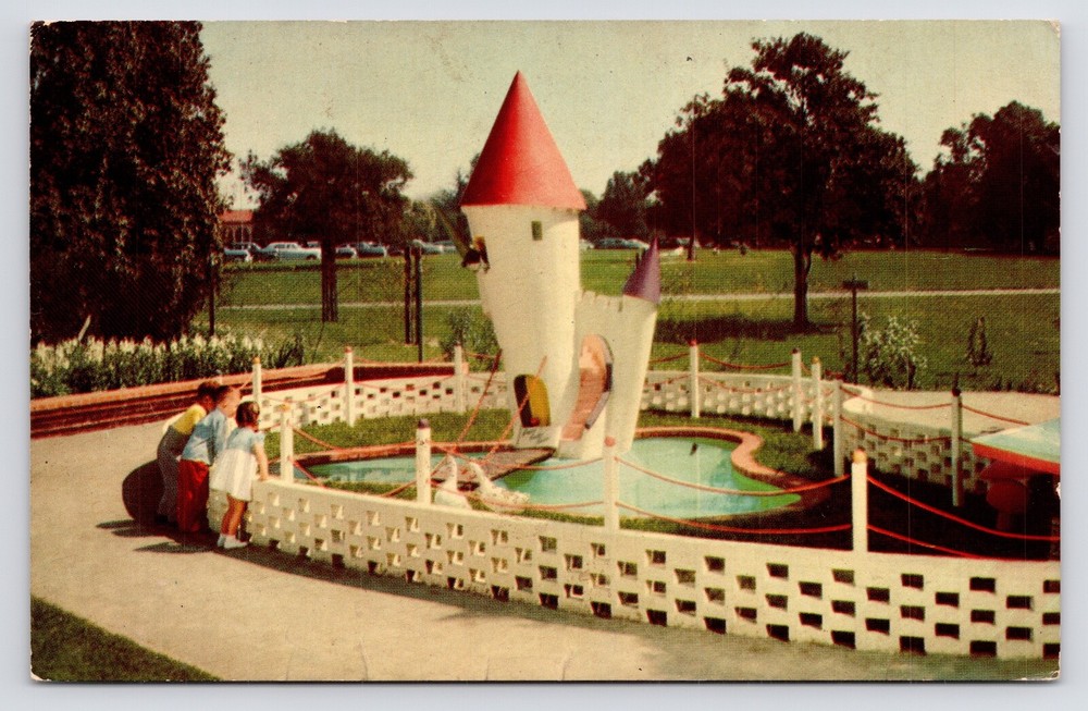1950s~Children's Fairyland~Theme Park~GOOSEY GANDER~Oakland CA~Vintage Postcard