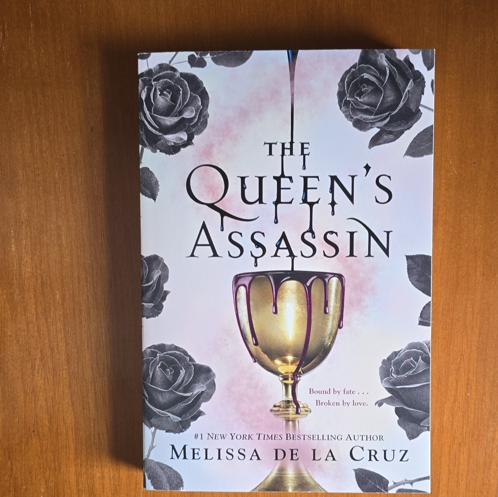 Melissa de la Cruz The Queen's Assassin 2021 Trade PB YA Fantasy Romance Series
