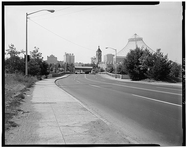 7. ROADWAY, LOOKING SOUTH - Washington Street Bridge, Spanning Spokane River