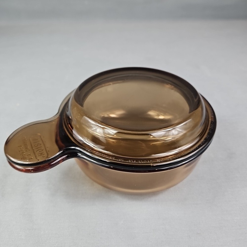 Corning Ware Amber Glass Bowl with Lid V-150-B 1.5 Qt Grab It Design
