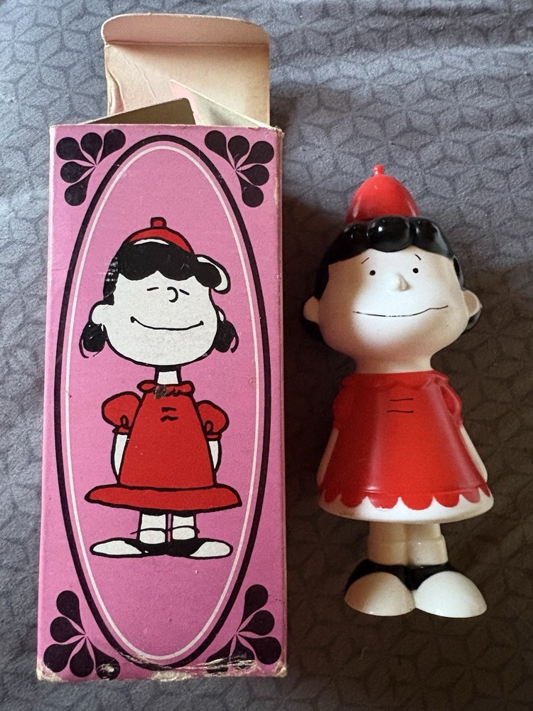 Vintage 1952 Avon Peanuts Lucy Figure Bubble Bath Bottle Charles Schulz Empty
