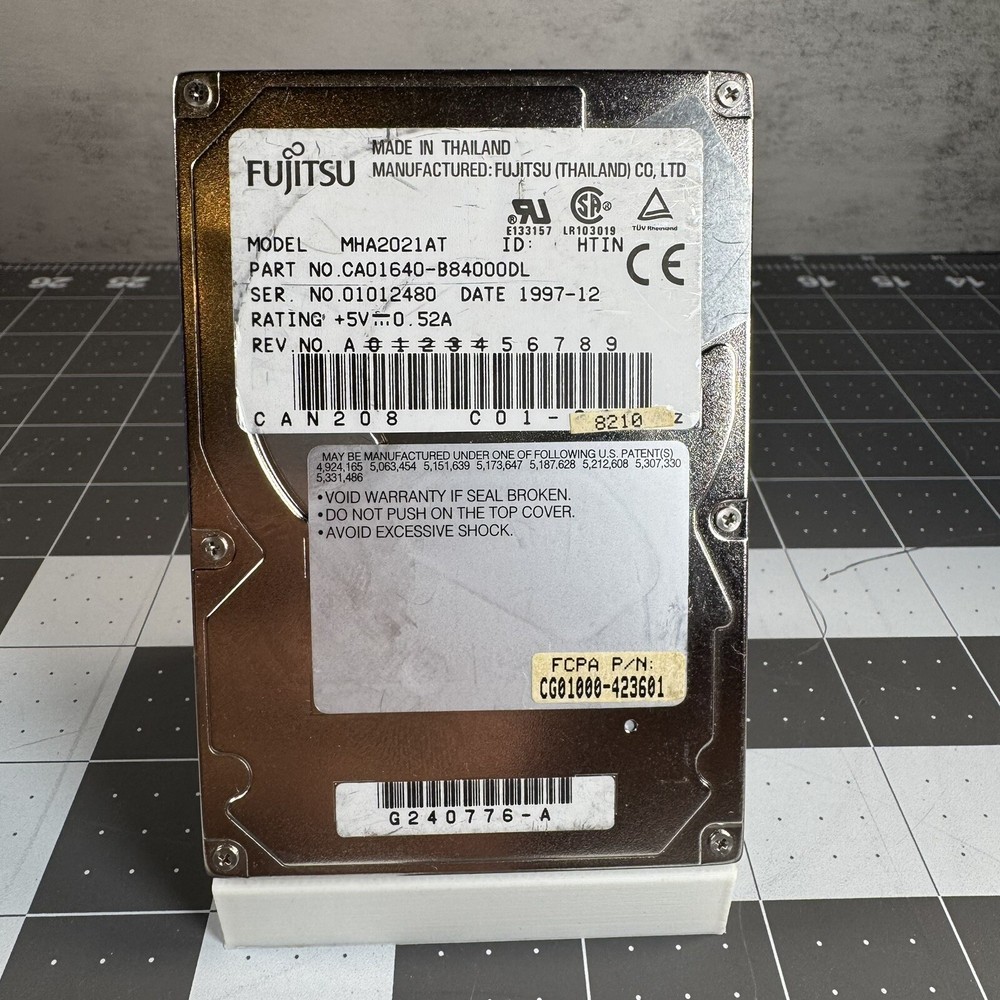 Fujitsu MHA2021AT CA01640-B84000DL 2.1 GB 2.5