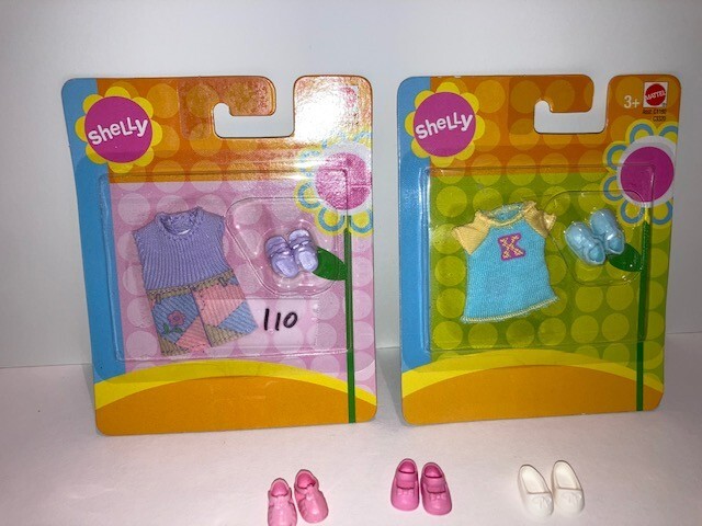 Barbie/ Kelly -Shelly  Clothes Fashion  Pak & Xtra Shoes/Sneakers