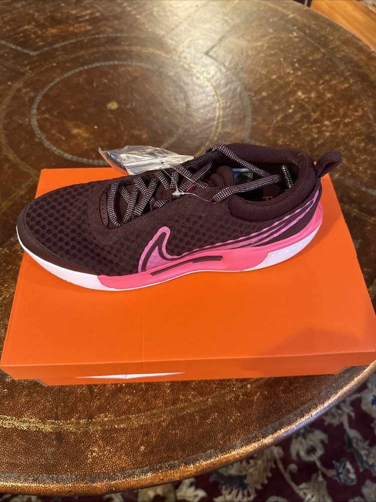 W Nike Zoom Court Pro HC PRM Tennis Shoes