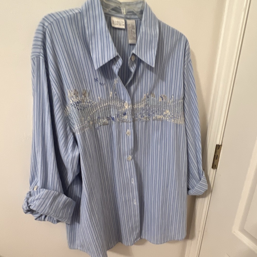 Koret Francsica Blue White Striped Embroidered Button-Up Collared Long Sleeve XL