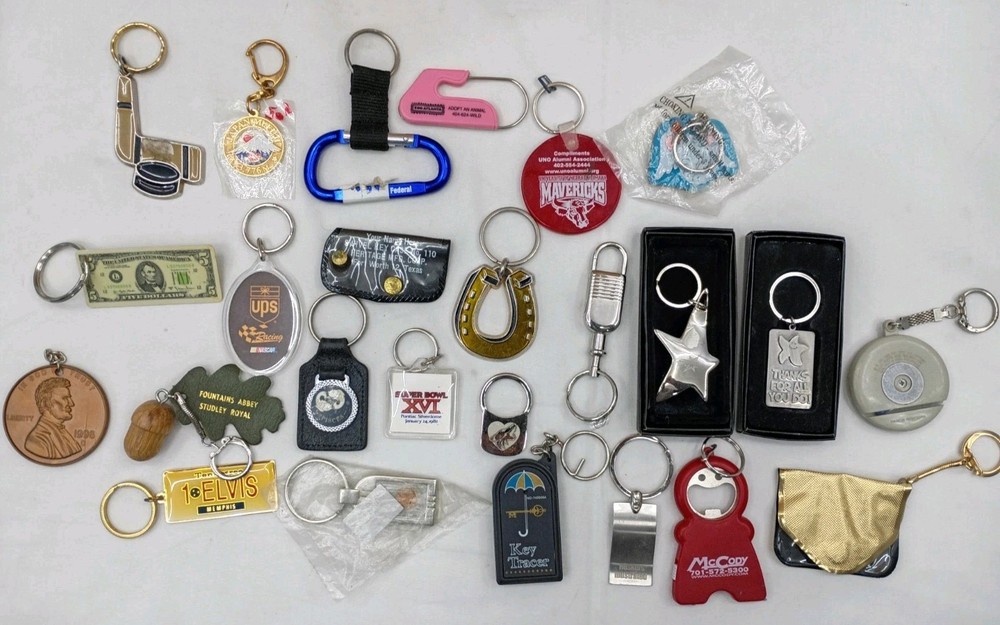 Keychain Lot Vintage to Now Mixed Novelty Advertising, Souvenir, Characters