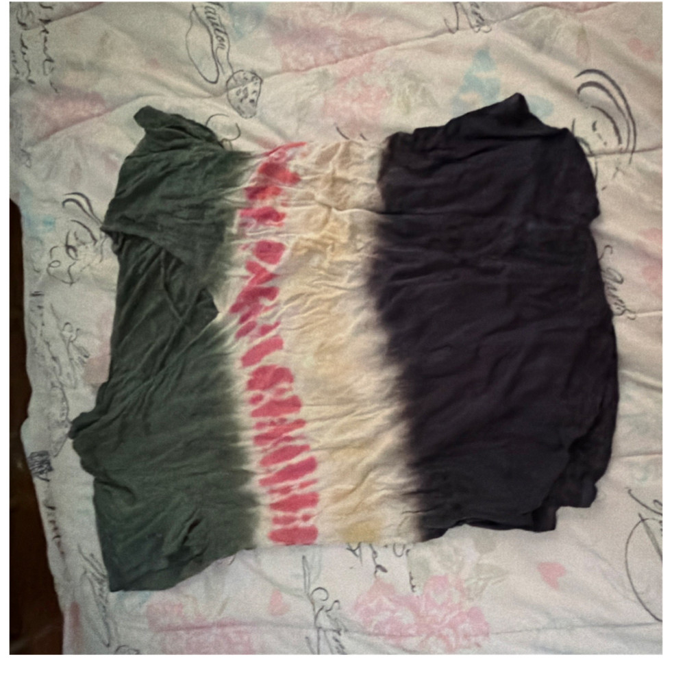 Women's Multicolor Tie-Dye V-Neck Short Sleeve T-Shirt Green Pink Cream Black