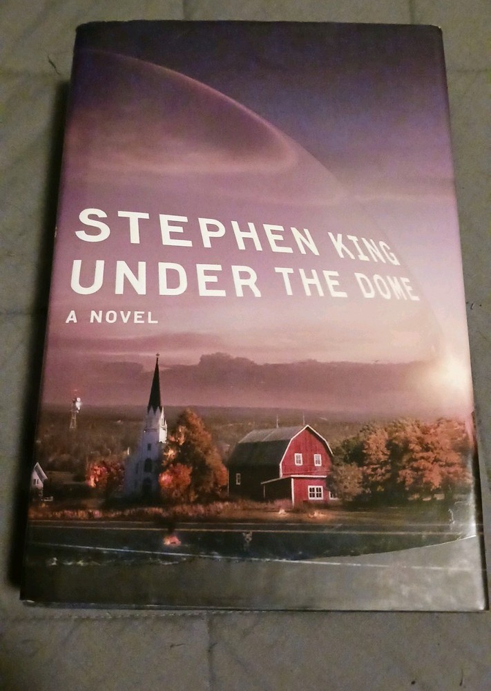 Stephen King Under the Dome Hardcover First Edition (2009)