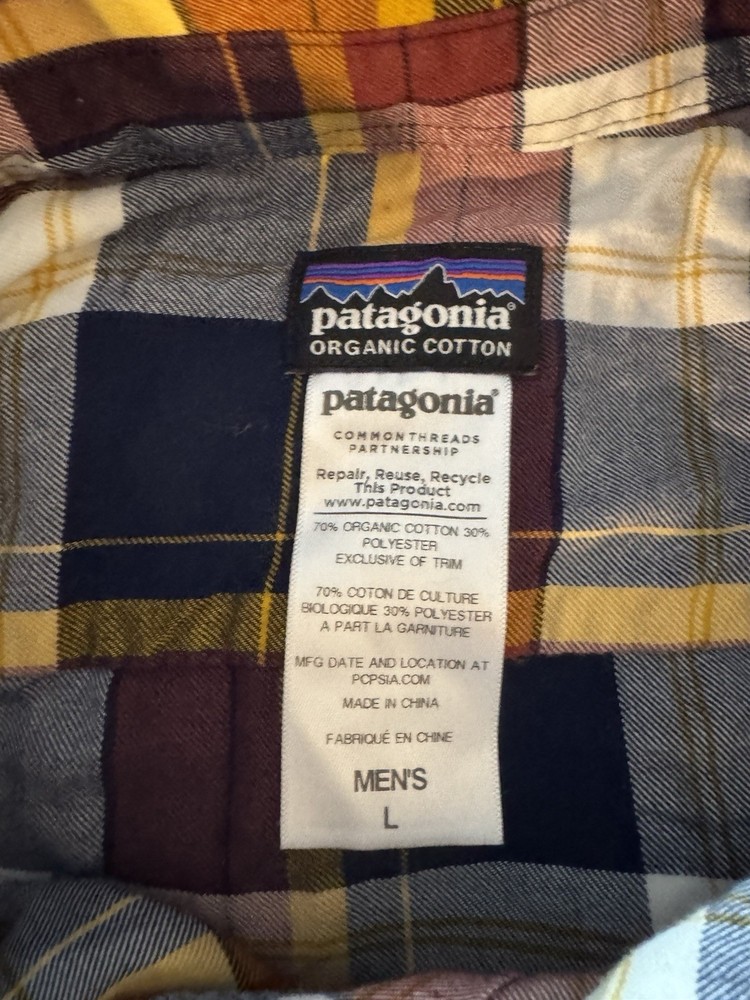 PATAGONIA Plaid Button Down Shirt Men's Long Sleeve Organic Cotton Size Large.