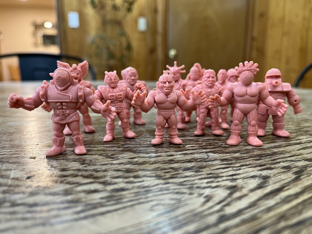 Vtg 1980s RARE DOZEN M.U.S.C.L.E. Muscle Men Kinnikuman Toy Figure ‘FLESH’ COLOR