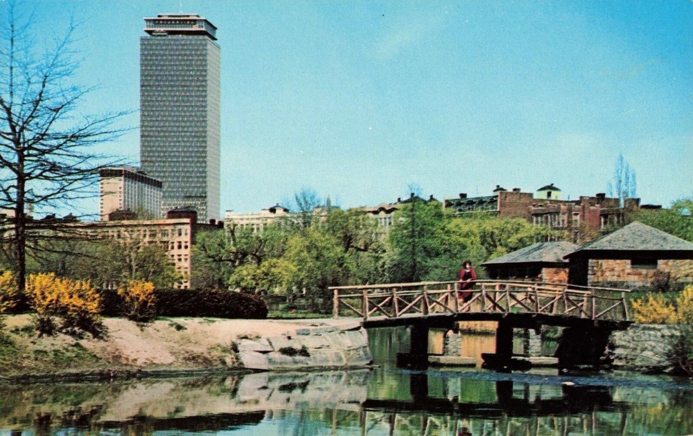 Prudential Tower and Sheraton-Boston Hotel Boston Massachusetts MA - Postcard