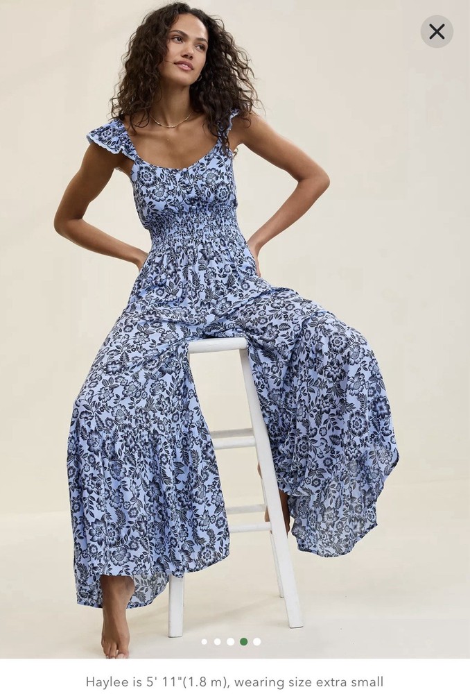 Aerie Party Jumpsuit Small Ocean Blue Floral 100% Viscose Wide Ruffle Leg Boho