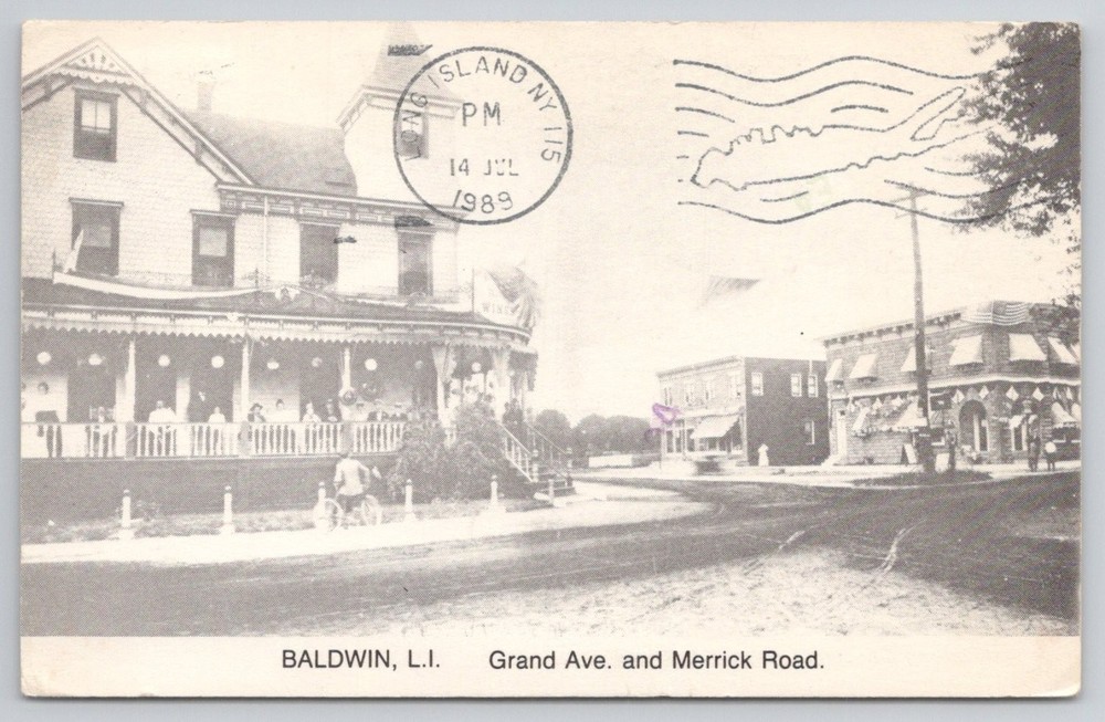 Baldwin Long Island NY Grand Ave Merrick Road Street Scene 1900s Postcard