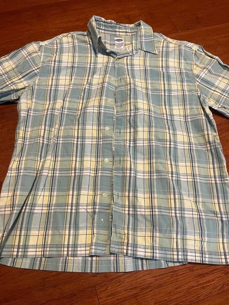 Old Navy Mens L Short Sleeve Button Down Cotton Plaid Shirt