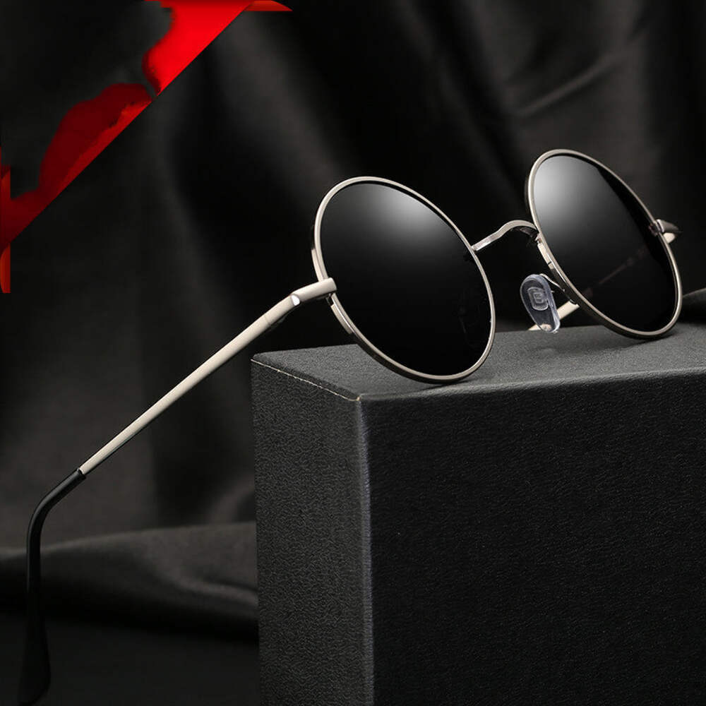 Polarized Sunglasses for Men & Women, Round Driving Sunglasses with Mirrored Len