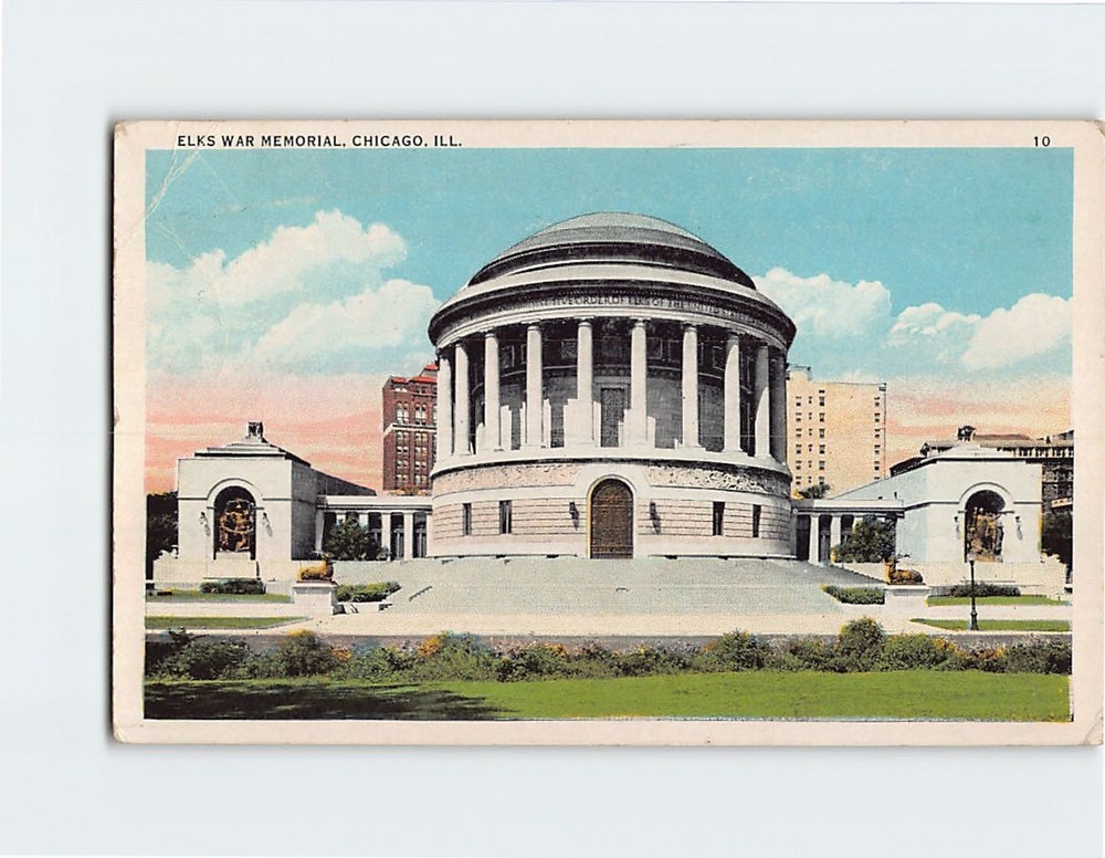 Postcard Elks War Memorial Chicago Illinois USA