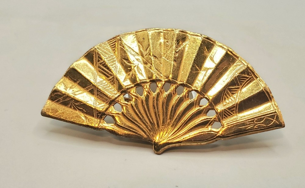 MIRIAM HASKELL Signed Vintage Gold Tone Fan Brooch 2.5