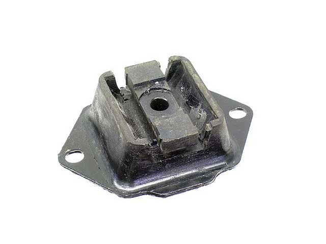 Volvo 740 940 760 780 960 URO Parts 1328900 Transmission Mount