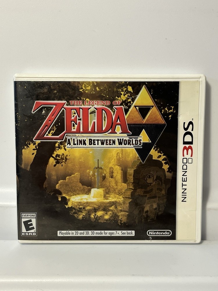 Legend of Zelda: A Link Between Worlds - Nintendo 3DS - CIB Complete - Tested