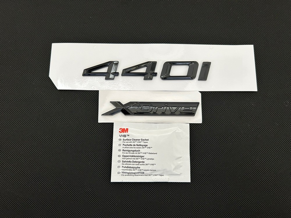 BMW 440i + Xdrive BADGE  IN GLOSS BLACK. FREE ALCOHOL WIPE