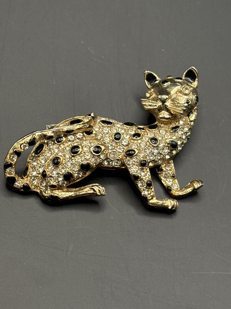 Vintage  Rhinestone Leopard Brooch Black Enamel and Gold Tone Pin
