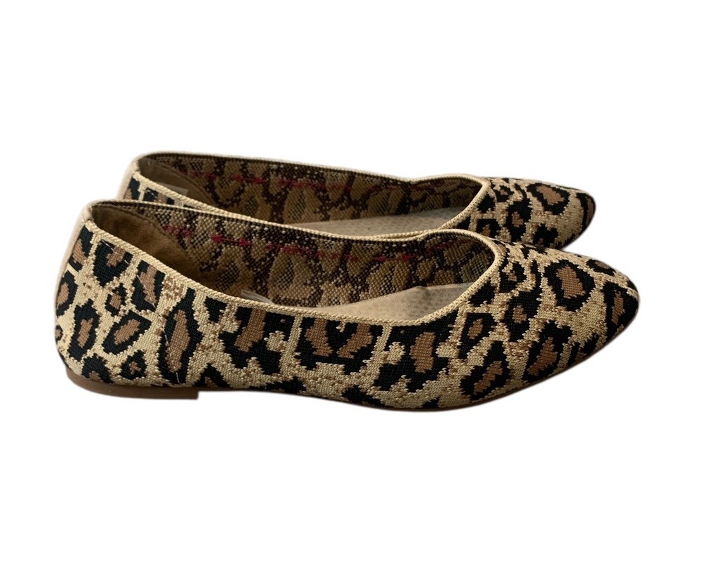 Skechers Cleo Claw-Some Flats  Size 8.5 Leopard Cheetah Stretch Knit Comfort