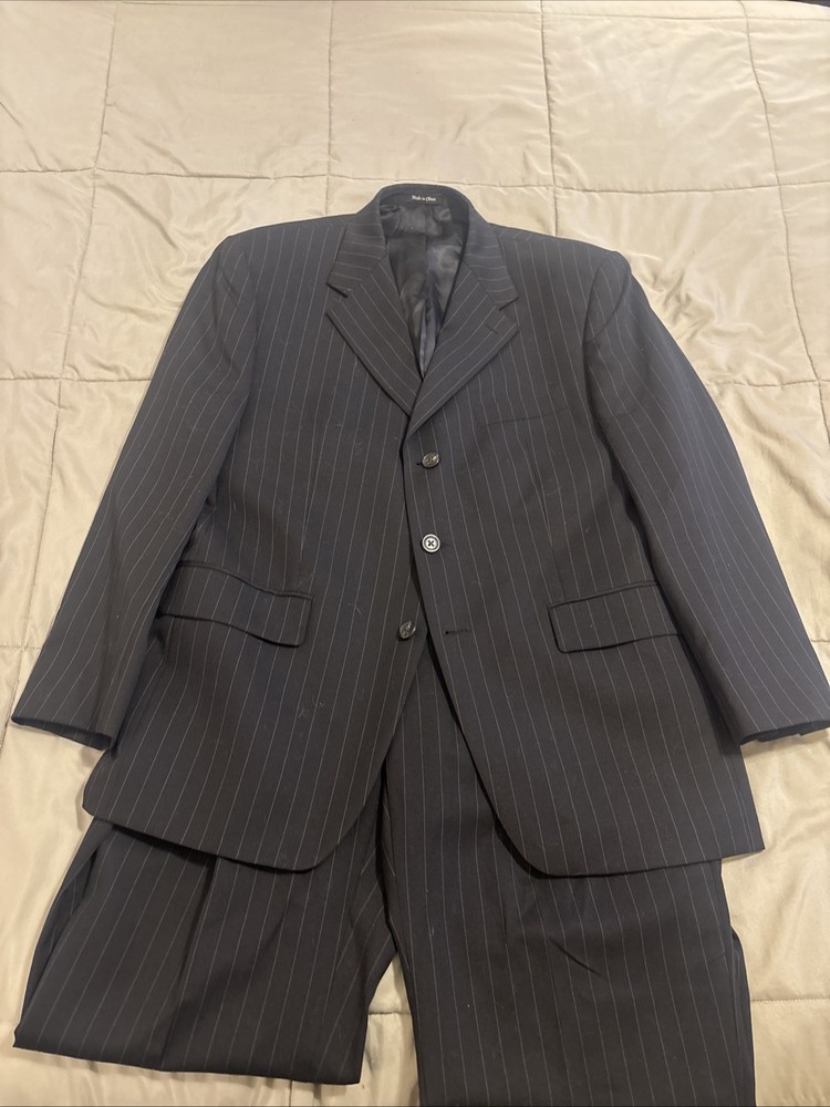 40S 31X29 Chaps Men’s Black Pinstripe Suit