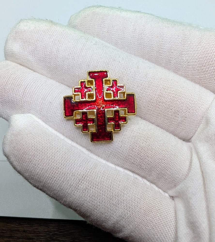 Red Enamel Jerusalem Crusaders Cross Gold Tone Religious Lapel Pin