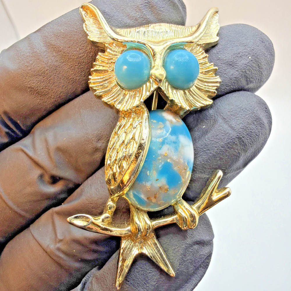 Vintage Owl Brooch Gold Toned Lucite Jelly Belly Sky Blue Signed Emmons