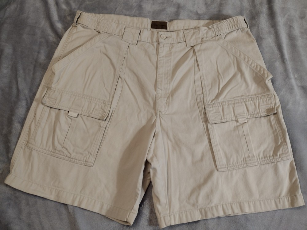 St John’s Bay Khaki Cargo Shorts Men’s 44 Cotton Utility Casual Outdoor Fishing