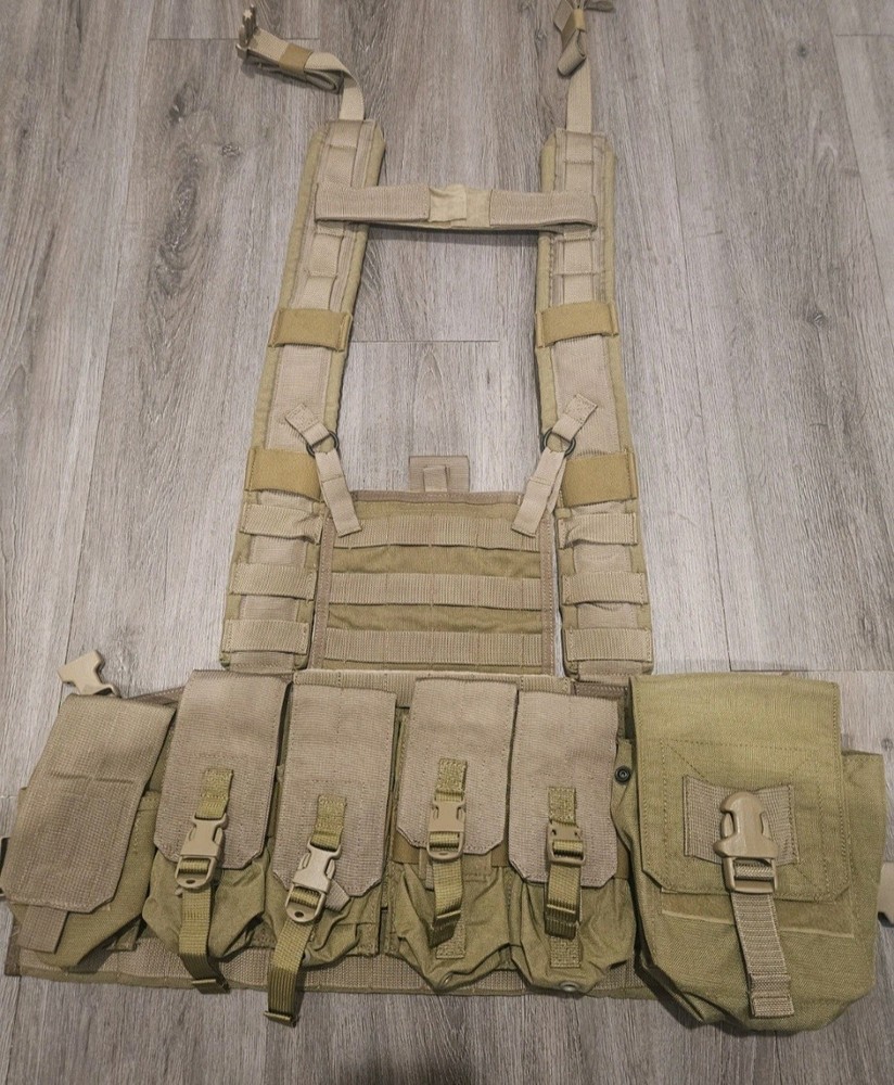 Eagle Industries Rhodesian Recon Chest Rig Khaki w/ M4 M60 Grenade Pouches