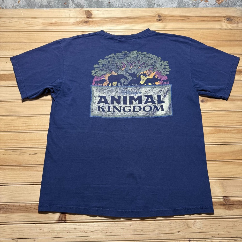 Vintage 90s Walt Disney World Animal Kingdom Tree Souvenir T-Shirt USA Made - XL