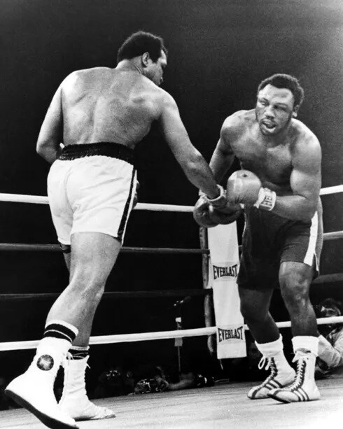 1975 Joe Frazier Vs Muhammad Ali Thrilla In Manila 8x10 PHOTO PRINT