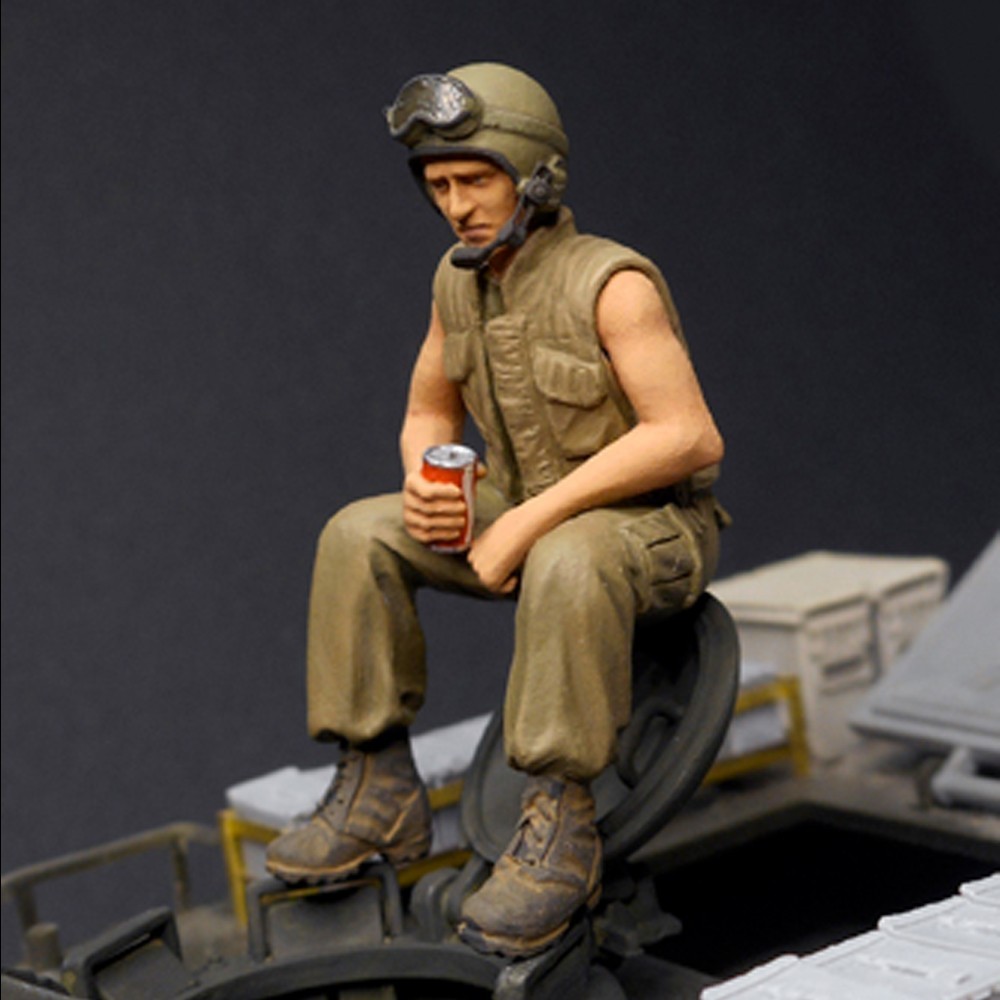 1/35 US Tanker Vietnam War Unpainted Unassembled
