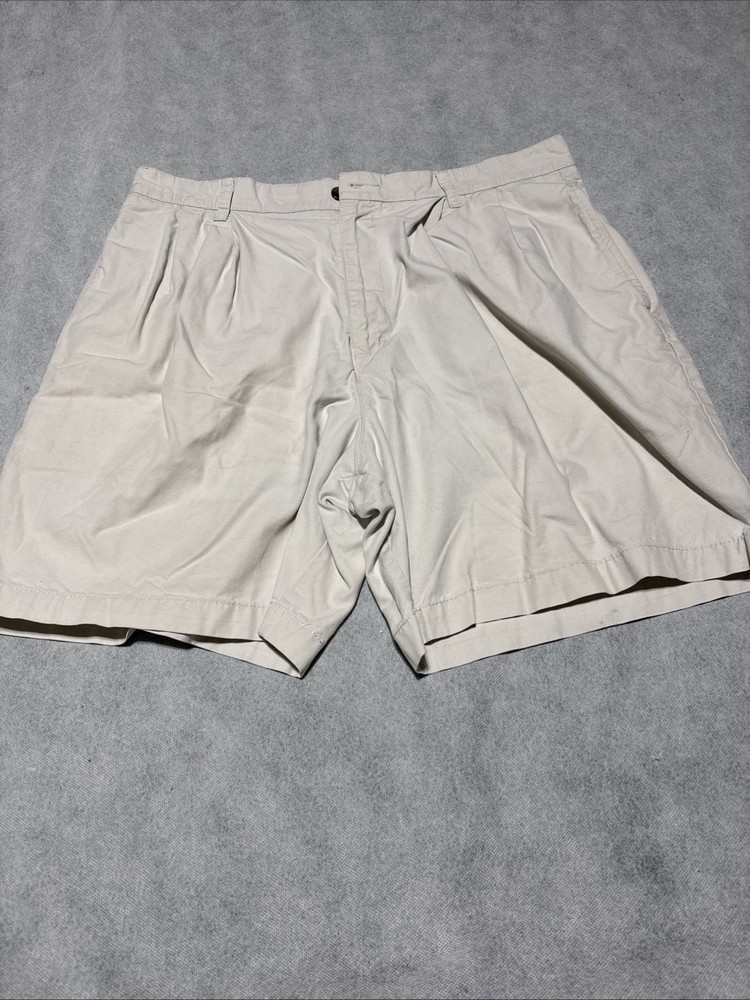 DockERS Men's Pleated Khakis Shorts, Size 36, Tan Vintage C146