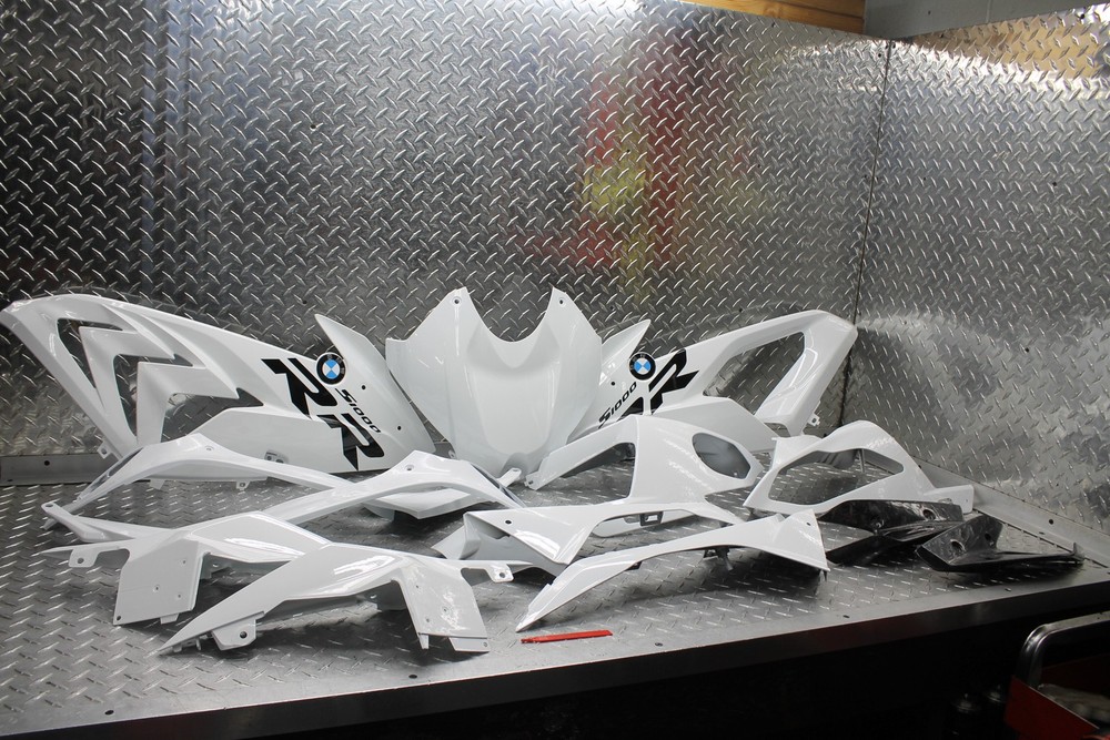 2015 BMW S1000RR WHITE/BLACK FAIRING SET KIT