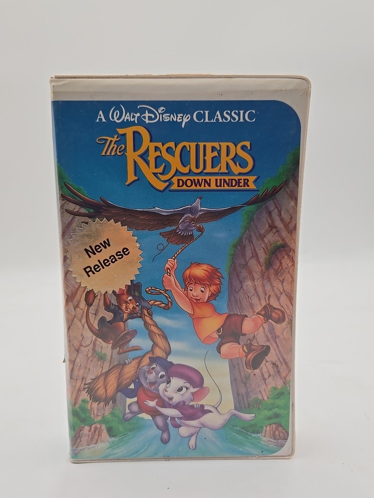 Disney The Rescuers Down Under Classic VHS White Clamshell Animation Family G