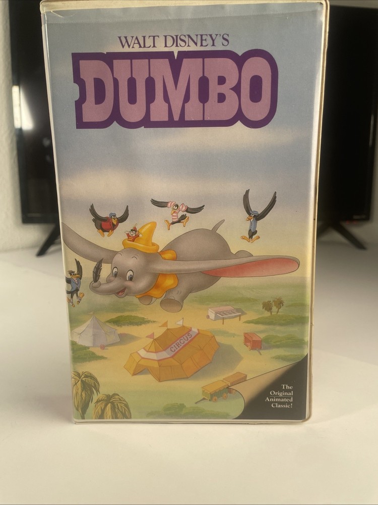 Dumbo The Classics Black Diamond Walt Disney Home Video Vhs Clamshell Rare Pink