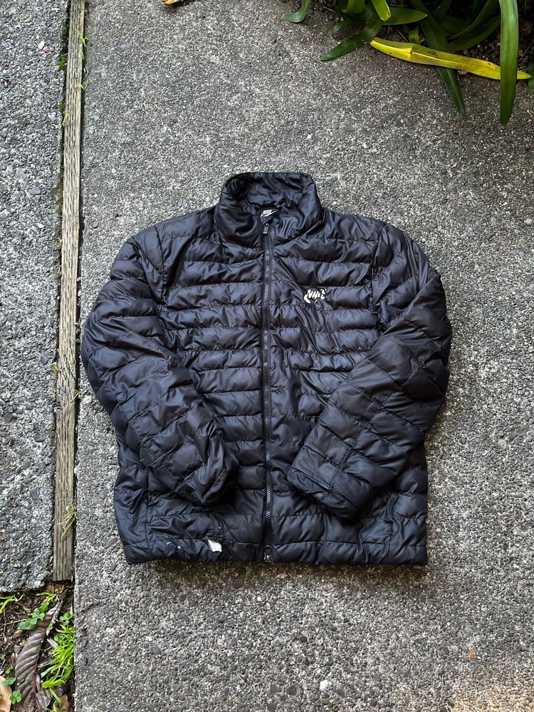 Nike Black Puffer Jacket / Coat small nike logo nike zip up jacket size L