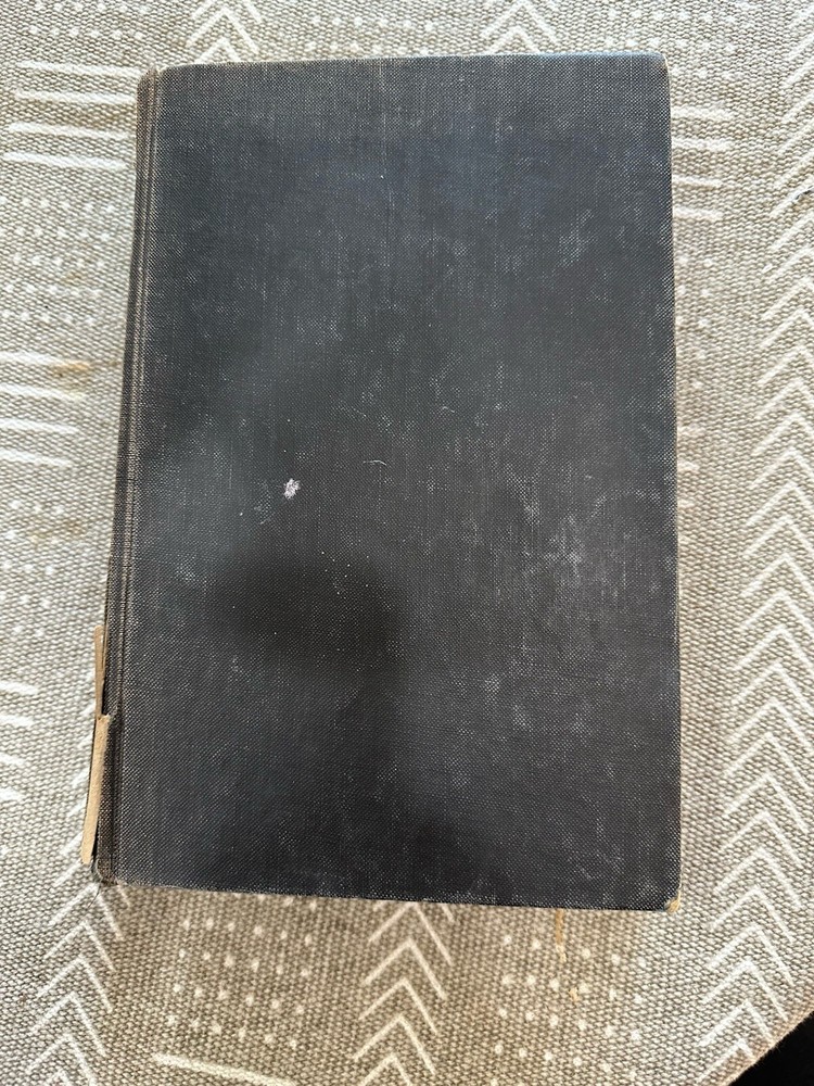 The New Roget’s Thesaurus in Dictionary Form, edited by Norman Lewis HCDJ 1961