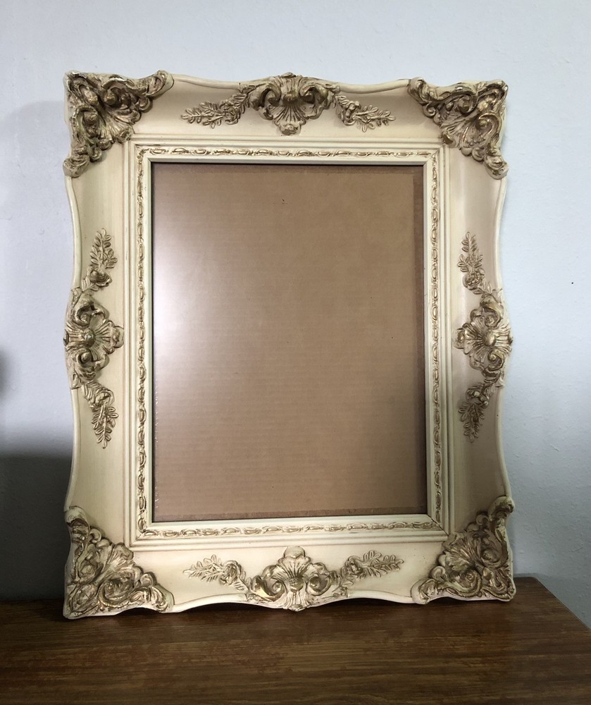 VTG French Provincial Victorian Ornate Wood Cream Gold Frame For 11x14 Photo