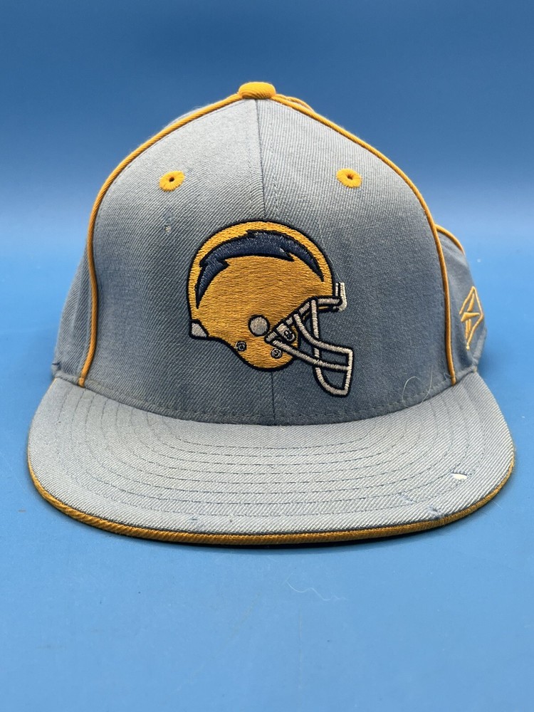 NFL San Diego Chargers Reebok hat cap baby blue Size 7 3/8 Fitted Distressed
